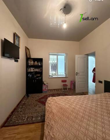 Երկու հարկանի քարե տուն Գևորգ Հովսեփյանի փողոցում Նորք Մարաշում, 282 քմ, 2 սանհանգույց