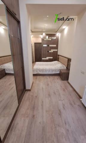 3 սենյականոց բնակարան Տերյան փողոցում, 90 քմ, 3/5 հարկ, 2 սանհանգույց, մի քանի պատշգամբ