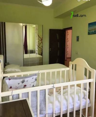 2 սենյականոց բնակարան նորակառույց շենքում Պարույր Սևակի փողոցում, 71 ք.մ., բարձր առաստաղներ