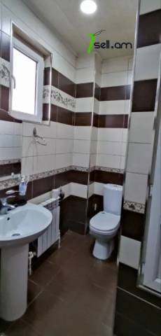 Երկու հարկանի քարե տուն, Նորք-Մարաշ վարչական շրջան Նորք Մարաշում, 190 քմ, կոսմետիկ վերանորոգում