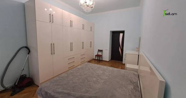 3 սենյականոց բնակարան Կոմիտասի պողոտայում, 110 քմ, 2/4 հարկ, 2 սանհանգույց, մի քանի պատշգամբ