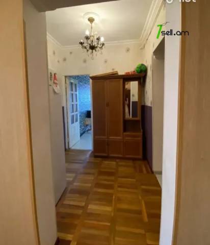 3 սենյականոց բնակարան Մելիք Մելիքյան փողոցում, 78 ք.մ., 5/9 հարկ, կապիտալ վերանորոգված