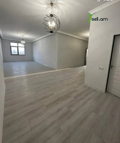 3 սենյականոց բնակարան նորակառույց շենքում Վահրամ Փափազյան փողոցում, 120 ք.մ., 2 սանհանգույց