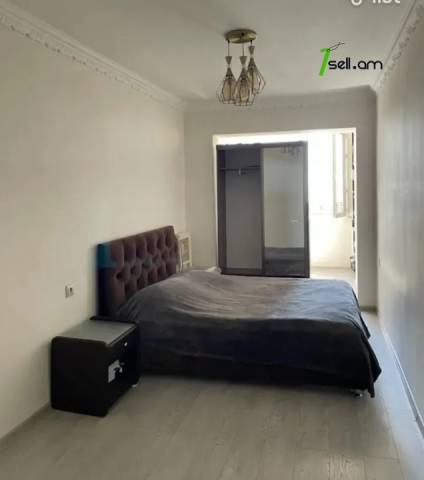 2 սենյականոց բնակարան, Komitas Ave, 65 քմ, բարձր առաստաղներ, կապիտալ վերանորոգված, քարե շենք