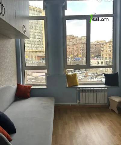 4 սենյականոց բնակարան Փավստոս Բուզանդի փողոցում, 110 ք.մ., նախավերջին հարկ, 2 սանհանգույց