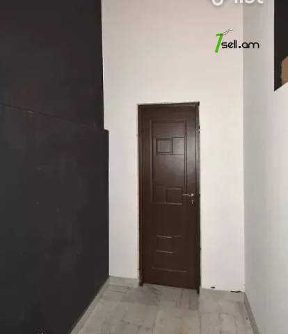 Բազմաֆունկցիոնալ գույք Չարենցի փողոցում կենտրոնում, 282 ք.մ.