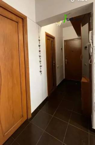 3 սենյականոց բնակարան, Աթոյան փողոցի նրբանցք, 64 ք.մ., նախավերջին հարկ, եվրովերանորոգված