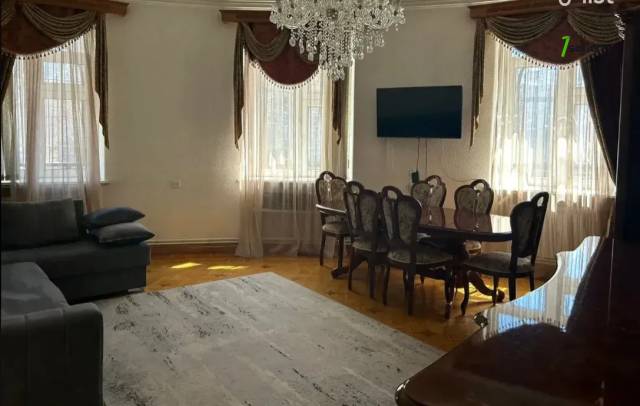 3 սենյականոց բնակարան Տիգրան Մեծի պողոտայում, 120 քմ, 2/4 հարկ, եվրովերանորոգված, քարե շենք