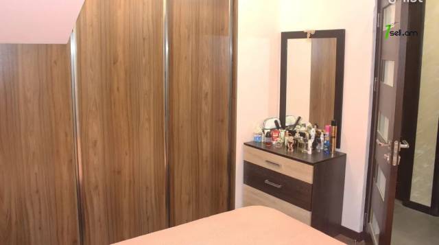 4 սենյականոց բնակարան նորակառույց շենքում Գյուրջյան փողոցում, 130 քմ, 5/8 հարկ, 3+ սանհանգույց