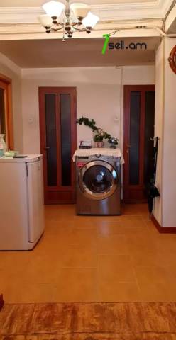 3 սենյականոց բնակարան Արցախի պողոտայում, 82 ք.մ., կոսմետիկ վերանորոգում