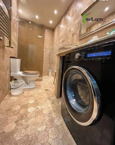 3 սենյականոց բնակարան նորակառույց շենքում Վերին Անտառային փողոցում, 65 ք.մ., 10/14 հարկ