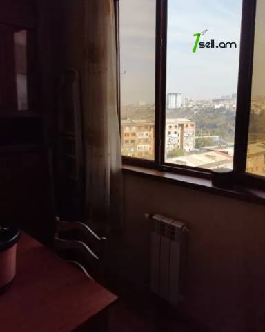 3 սենյականոց բնակարան Հալաբյան փողոցում, 87 ք.մ., 2 սանհանգույց, նախավերջին հարկ