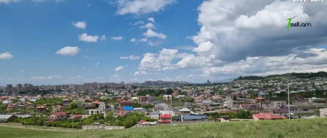 Հողատարածք բնակելի շինությունների համար Մհեր Մկրտչյանի 19-րդ փողոցում Առինջում, 500 ք.մ.