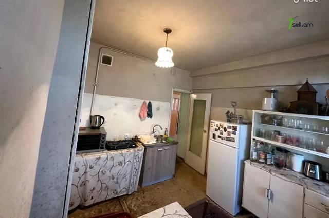 3 սենյականոց բնակարան Ռուբինյանց փողոցում, 81 քմ, 8/13 հարկ