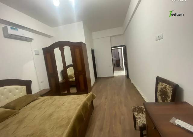 Երեք հարկանի քարե տուն, Նոյ թաղամաս Աջափնյակում, 331 ք.մ., 3+ սանհանգույց