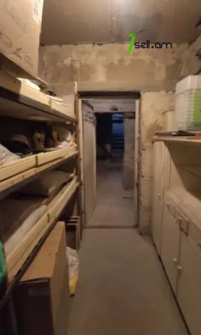 2 սենյականոց բնակարան Կիևյան փողոցում, 54 ք.մ., 2/5 հարկ, կապիտալ վերանորոգված, քարե շենք