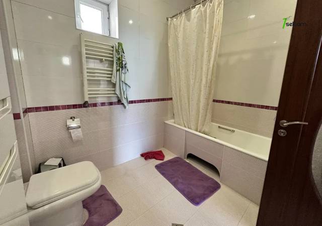 Երեք հարկանի քարե տուն, Նոյ թաղամաս Մալաթիա Սեբաստիայում, 360 ք.մ., 3+ սանհանգույց