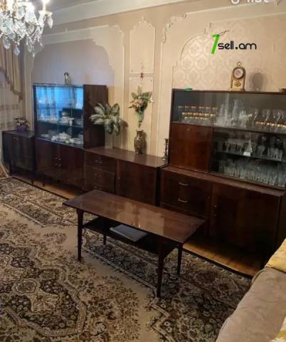 3 սենյականոց բնակարան Թոթովենցի փողոցում, 78 քմ, 7/9 հարկ