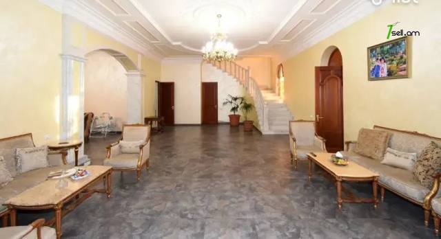 Երկու հարկանի տուն Վահան Տերյանի փողոցում Ավանում, 500 ք.մ., 3+ սանհանգույց, մեծ հողամաս