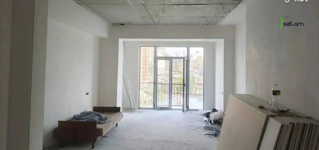 4 սենյականոց բնակարան նորակառույց շենքում Մալխասյանց փողոցում, 130 ք.մ., 6/14 հարկ, 2 սանհանգույց