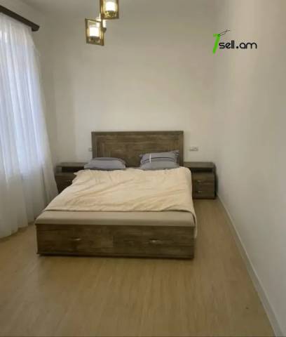 Մեկ հարկանի քարե տուն Նոր-Արեշի 46 փողոցում Էրեբունիում, 500 քմ, եվրովերանորոգված