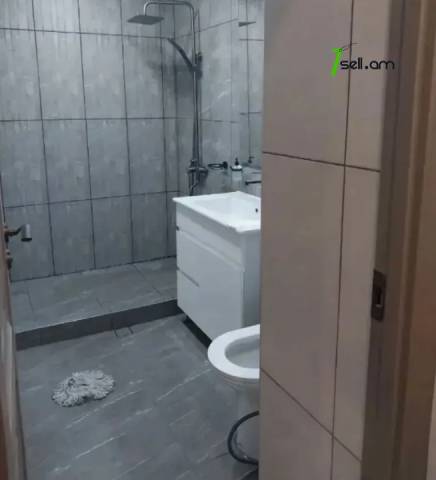 2 սենյականոց բնակարան Սունդուկյան փողոցում, 70 քմ, 3/9 հարկ, դիզայներական ոճով վերանորոգված