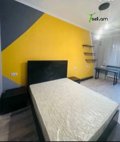 3 սենյականոց բնակարան նորակառույց շենքում Գրիբոյեդով փողոցում, 80 ք.մ., բարձր առաստաղներ, 4/15 հարկ