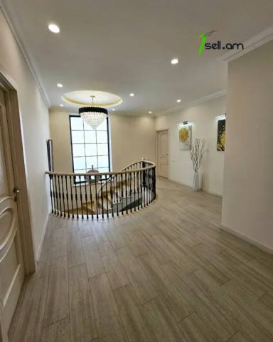 Երկու հարկանի քարե տուն, Նոյ թաղամաս Մալաթիա Սեբաստիայում, 820 քմ, 3+ սանհանգույց