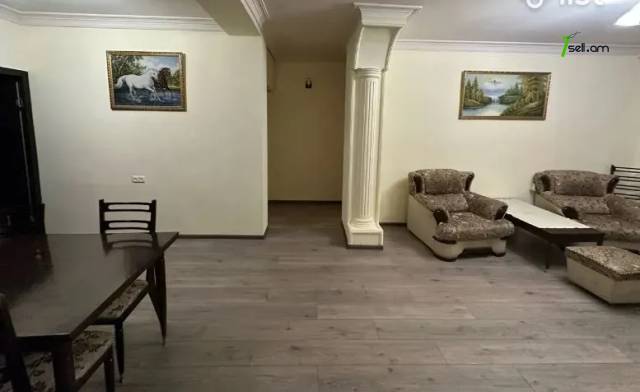 3 սենյականոց բնակարան Խորենացու փողոցում, 93 ք.մ., մի քանի պատշգամբ, կապիտալ վերանորոգված