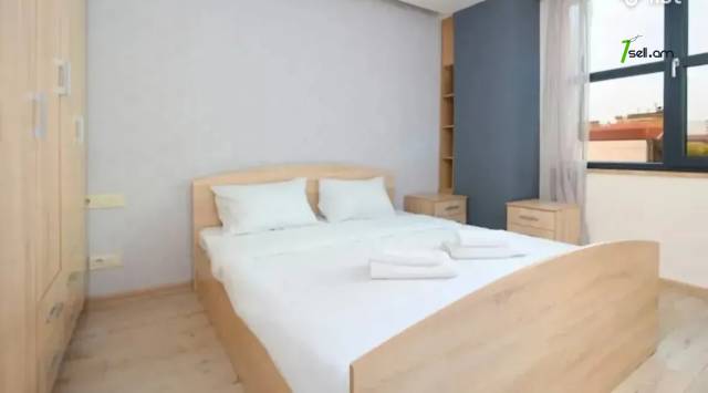 2 սենյականոց բնակարան նորակառույց շենքում Եզնիկ Կողբացու փողոցում, 39 ք.մ., 7/22 հարկ