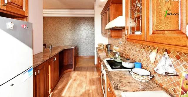 2 սենյականոց բնակարան նորակառույց շենքում Ադոնցի փողոցում, 80 ք.մ., 4/18 հարկ, բարձր առաստաղներ