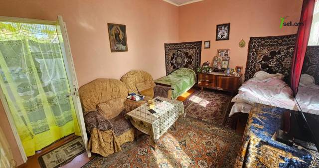 Երկու հարկանի քարե տուն Խարբերդի 2-րդ փողոցում Շենգավիթում, 480 քմ