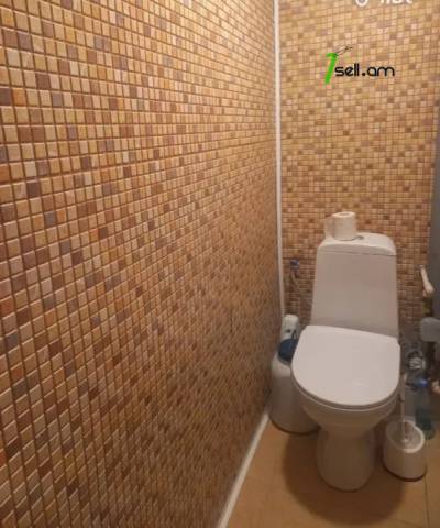 2 սենյականոց բնակարան Լուկաշինի փողոցում, 64 ք.մ., նախավերջին հարկ, մի քանի պատշգամբ