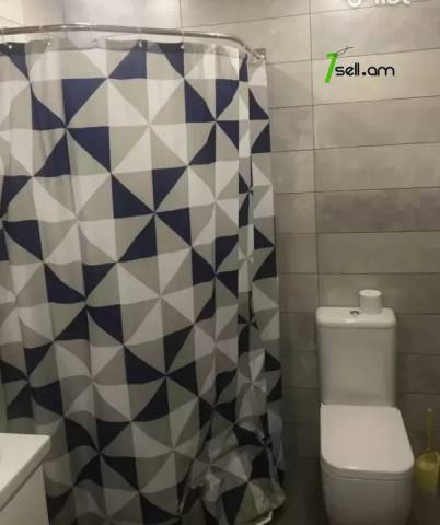 4 սենյականոց բնակարան, Դավթաշեն 2-րդ թաղամաս, 93 ք.մ., մասնակի վերանորոգում