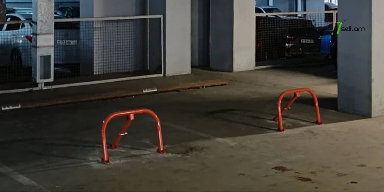 կայանատեղիի արգելափակիչ, կայանման արգելափակիչ  parking barrier, parking барьер парковочный, парковочный барьер, ограничитель парковки  space barrier, parking blocker  