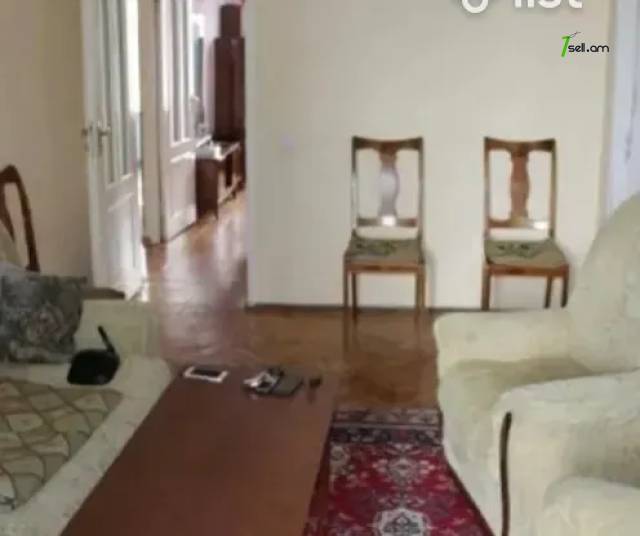 3 սենյականոց բնակարան Բագրատունյաց պողոտայում, 90 քմ, մասնակի վերանորոգում, քարե շենք