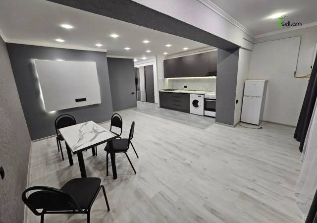 2 սենյականոց բնակարան Նոր Արեշի 15-րդ փողոցում, 52 ք.մ., 3/5 հարկ, կապիտալ վերանորոգված, քարե շենք