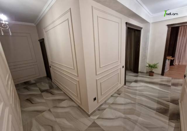 3 սենյականոց բնակարան նորակառույց շենքում Սերո Խանզադյան փողոցում, 117 ք.մ., 2 սանհանգույց