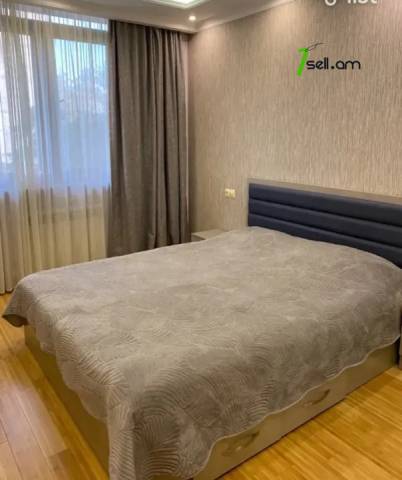 3 սենյականոց բնակարան Վարդանանց փողոցում, 68 քմ, 4/10 հարկ, կապիտալ վերանորոգված