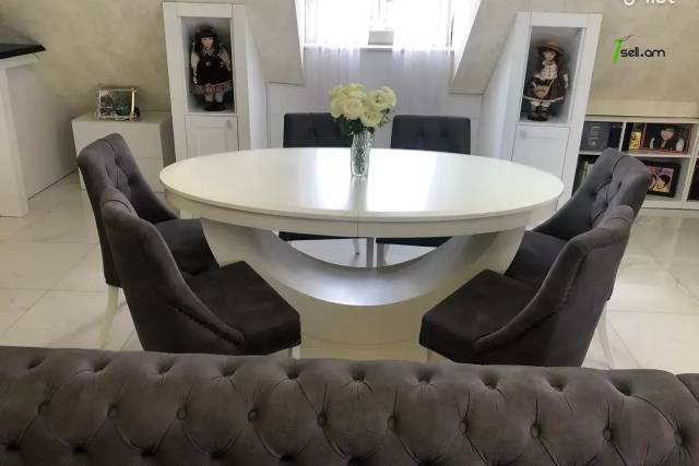 4 սենյականոց բնակարան նորակառույց շենքում Վերին Անտառային փողոցում, 146 ք.մ., 2 սանհանգույց