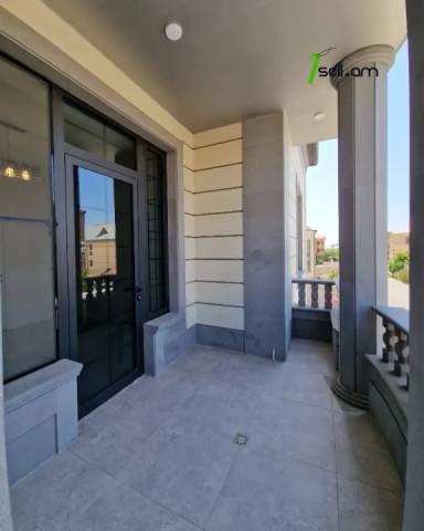 Երկու հարկանի քարե տուն, Նոյ թաղամաս Մալաթիա Սեբաստիայում, 770 քմ, 3+ սանհանգույց