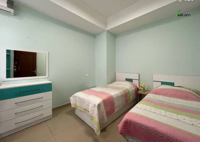 3 սենյականոց բնակարան նորակառույց շենքում Վերին Անտառային փողոցում, 120 ք.մ., 2 սանհանգույց