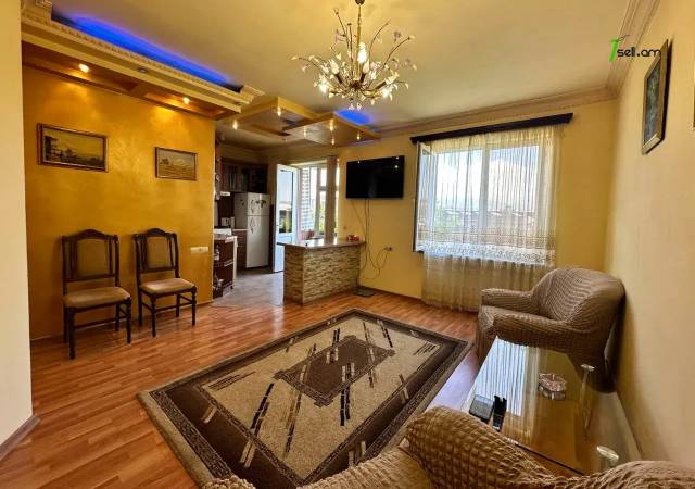 2 սենյականոց բնակարան Արշակունյաց պողոտայում, 58 քմ, կապիտալ վերանորոգված, քարե շենք