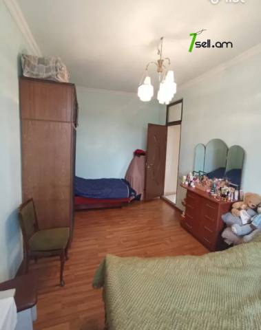 3 սենյականոց բնակարան Նիկողայոս Տիգրանյան փողոցում, 68 ք.մ., 2/5 հարկ, բարձր առաստաղներ