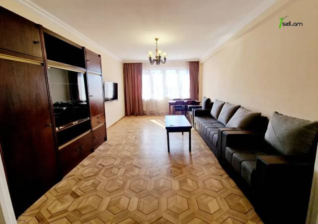 3 սենյականոց բնակարան Պուշկինի փողոցում, 85 ք.մ., 7/9 հարկ, կապիտալ վերանորոգված