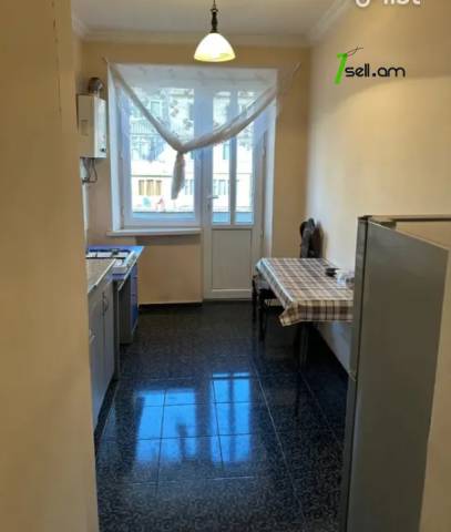 1 սենյականոց բնակարան Աշոտ Հովհաննիսյանի փողոցում, 34 ք.մ., 2/5 հարկ, կապիտալ վերանորոգված