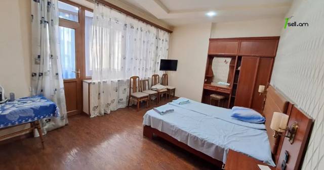 3 սենյականոց բնակարան նորակառույց շենքում Թումանյան փողոցում, 95 քմ, 4/7 հարկ, եվրովերանորոգված