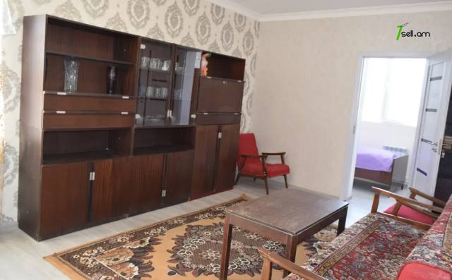 3 սենյականոց բնակարան, Խրիմյան Հայրիկ մայրուղի, 66 քմ, 2/4 հարկ, կապիտալ վերանորոգված