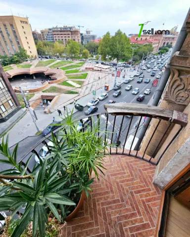 5 սենյականոց բնակարան Նալբանդյան փողոցում, 140 ք.մ., 2 սանհանգույց, բարձր առաստաղներ