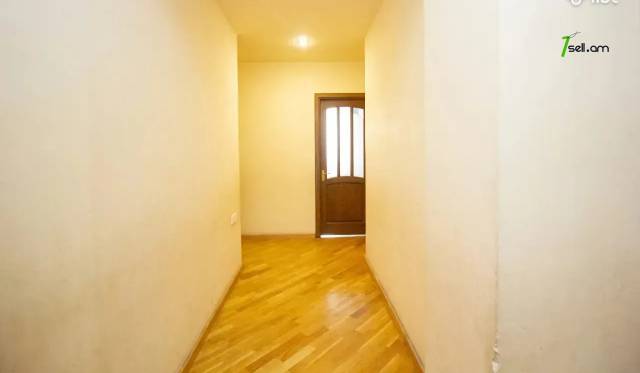 3 սենյականոց բնակարան նորակառույց շենքում Հրաչյա Ներսիսյան փողոցում, 116 ք.մ., 4/10 հարկ